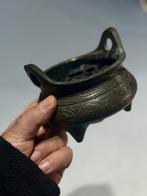 Antiek Chinees wierookstel met gedetailleerde decoratie, Antiek en Kunst, Antiek | Overige Antiek, Verzenden