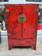 Chinese rode bruidskast, Ophalen