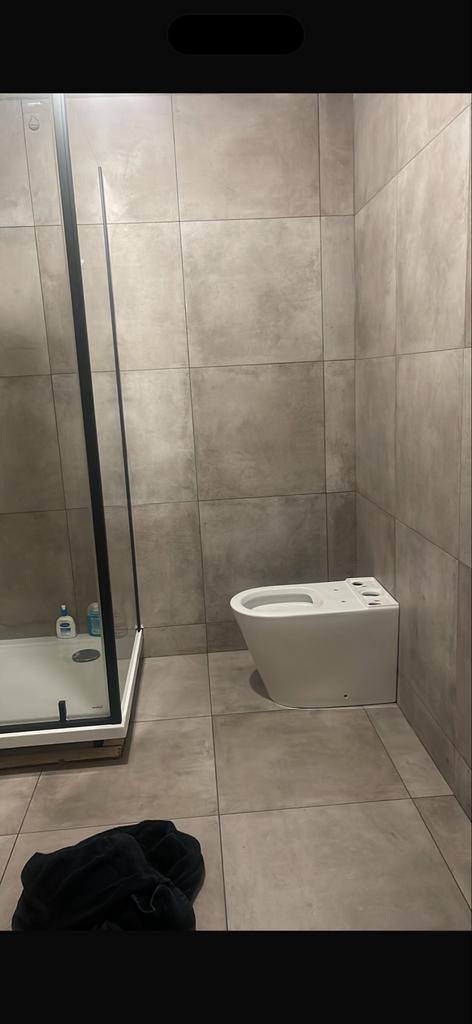 21 pakken nieuwe badkamertegels, ca. 30 m², Ophalen, 60 cm of meer, Nieuw, 10 m² of meer
