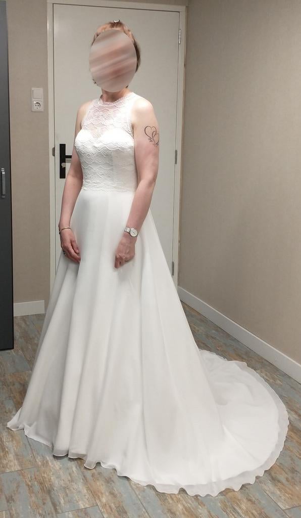 Trouwjurk Nala Wit maat 40 met hoepel en hoes, Ophalen, Trouwjurk, Wit, Nala