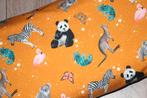sweatstof - zacht achterkant - Gots oker geel dieren #3658, 120 cm of meer, Geel, Ophalen of Verzenden, Katoen