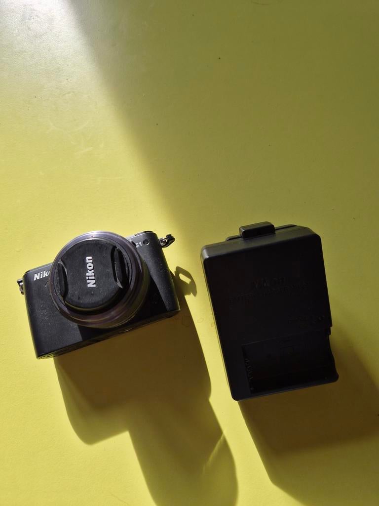 Nikon 1 S1 systeemcamera met 11-27.5mm lens, Audio, Tv en Foto, Fotocamera's Digitaal, Ophalen of Verzenden, Gebruikt, Compact