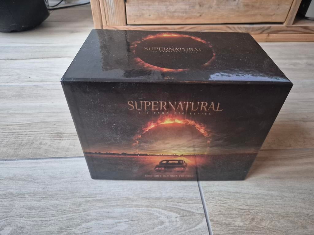 Supernatural box, Cd's en Dvd's, Dvd's | Tv en Series, Ophalen of Verzenden, Zo goed als nieuw
