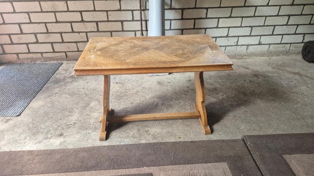 Salontafel jaren 70 met houtsnijwerk (opknapper), Huis en Inrichting, Tafels | Salontafels, Ophalen, Gebruikt, 50 tot 100 cm, 50 tot 100 cm