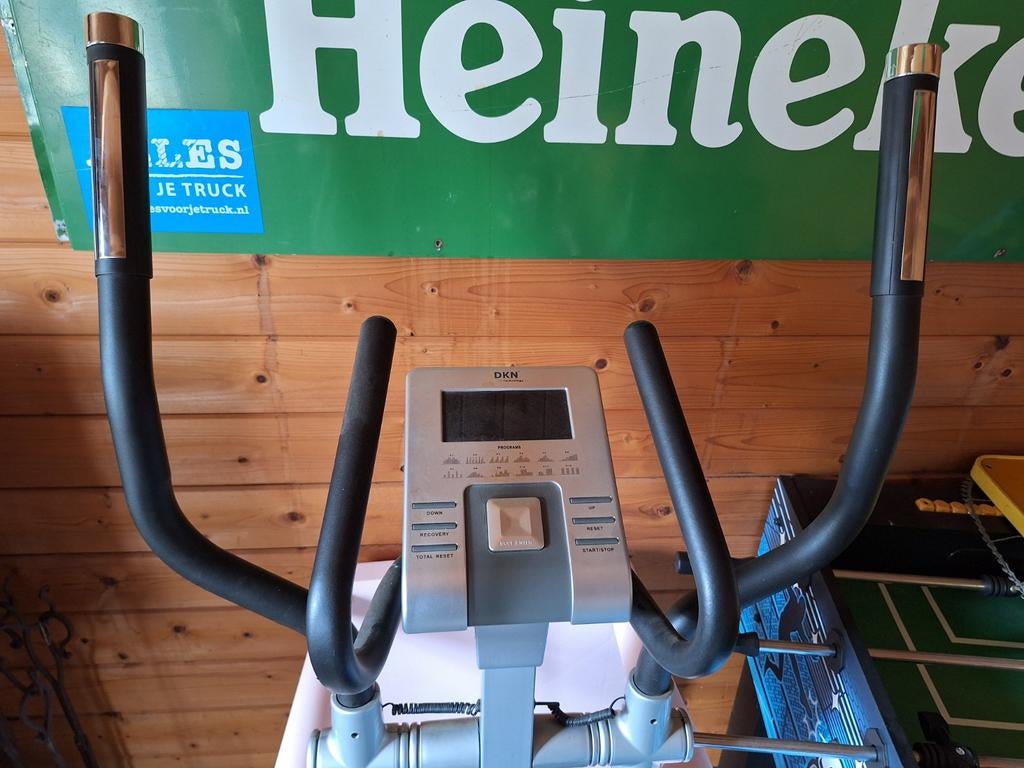 DKN Crosstrainer - Ideaal voor thuistraining, Sport en Fitness, Ophalen, Gebruikt, Buik, Crosstrainer