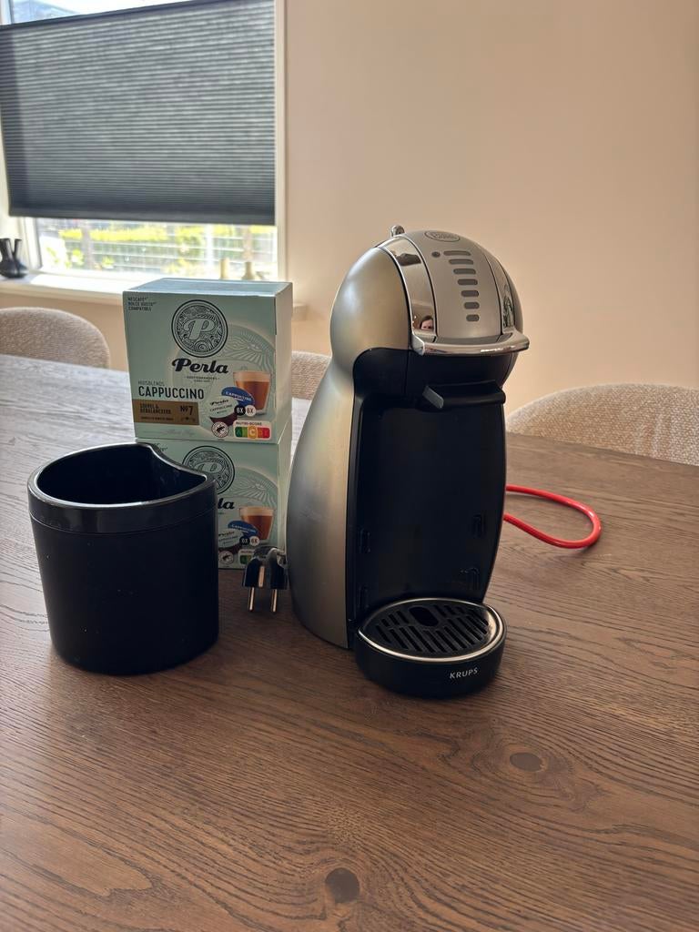 Krups Nescafé Dolce Gusto, Ophalen, Koffiepads en cups, Gebruikt, Koffiemachine