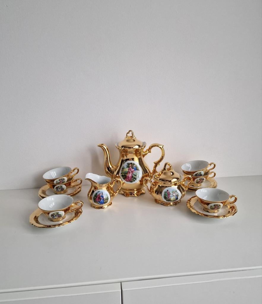 Bavaria Waldershof koffieservies 22 karaat, Ophalen