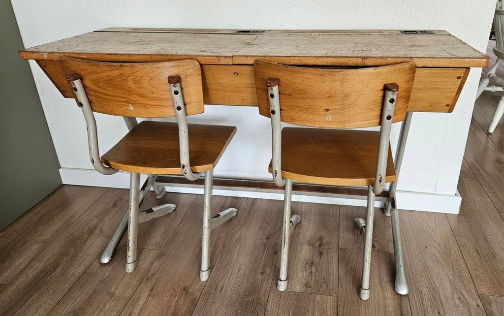 Vintage schoolbank met twee stoelen - Industriële look, Ophalen
