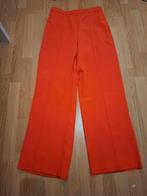 Oranje blazer en bijpassende broek - Koningsdag outfit, Kleding | Dames, Broeken en Pantalons, Maat 42/44 (L), Oranje, Ophalen of Verzenden