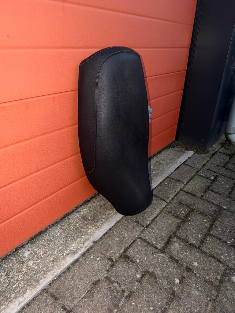 Piaggio SKR Skipper 125-150 zadel, Ophalen of Verzenden, Nieuw