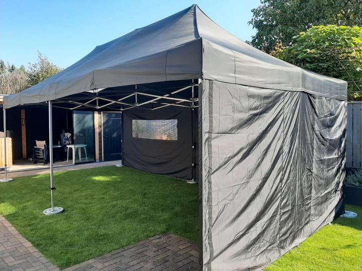 Te huur 8x4 easy up partytent, Hobby en Vrije tijd, Feestartikelen | Verhuur, Verjaardag, Ophalen of Verzenden