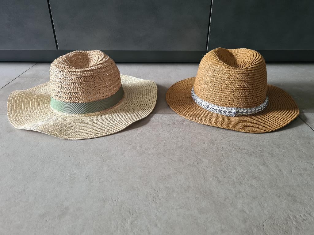 2 hoeden (ongedragen), Kleding | Dames, Hoeden en Petten, Ophalen of Verzenden, Nieuw, 56 of 57 cm (M, 7 of 7⅛ inch), Hoed