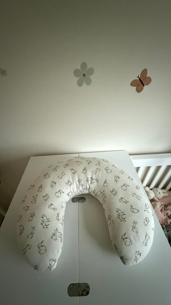 Voedingskussen van IKEA, Kinderen en Baby's, Babyvoeding en Toebehoren, Ophalen, Zo goed als nieuw, Voedingskussen