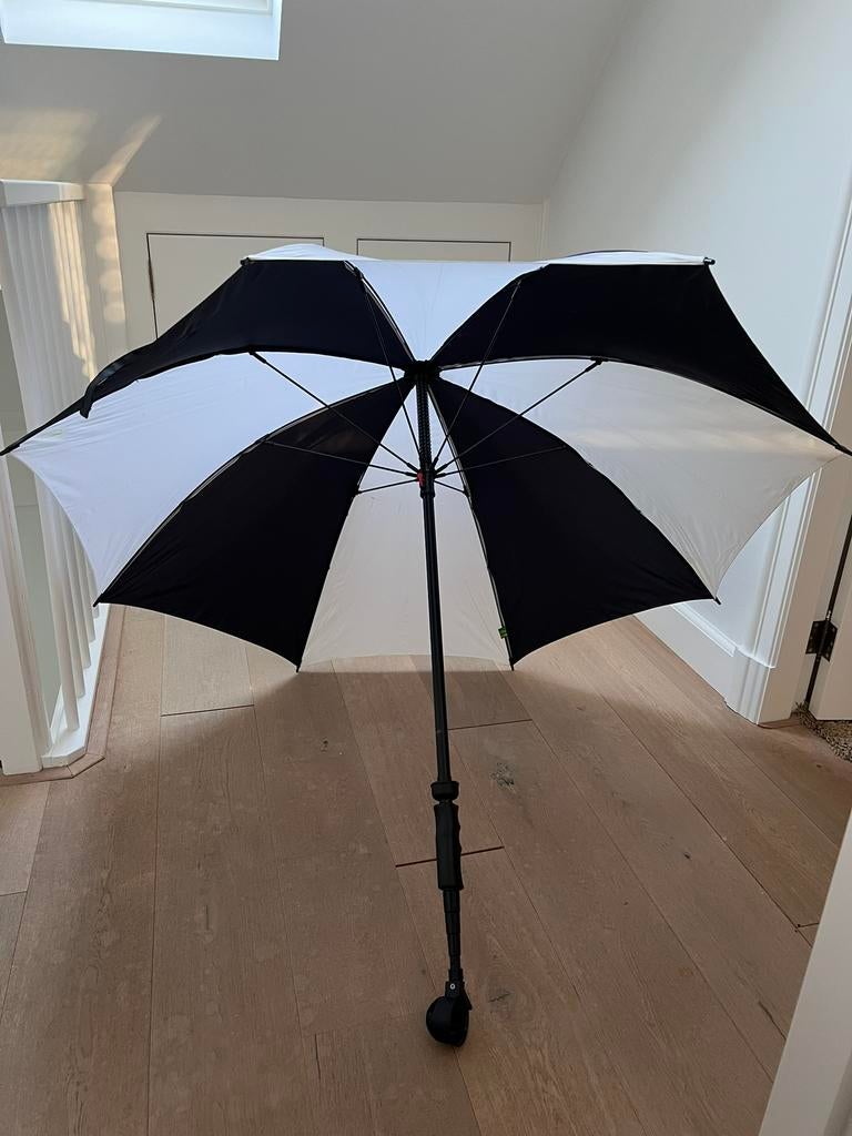Golf paraplu, stevig + uitschuifbare stok, Ophalen, Zo goed als nieuw, Overige typen, Overige merken