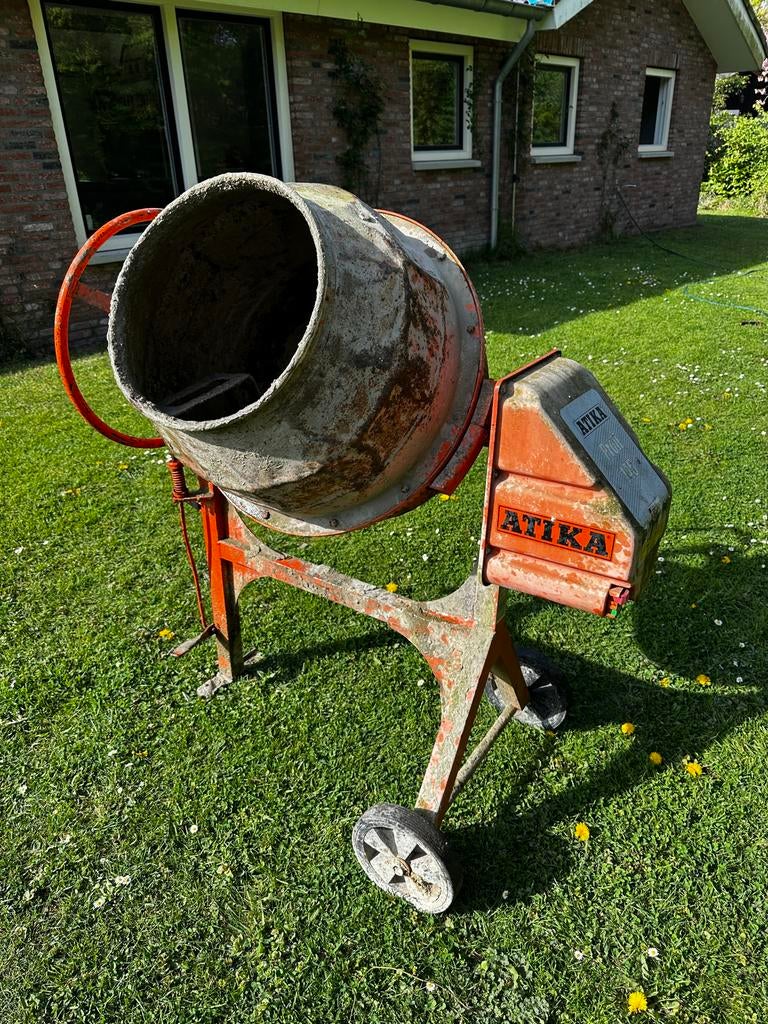 Betonmolen Atika Profi 145 liter - Goed functionerend, Doe-het-zelf en Verbouw, Betonmolens, Ophalen, Gebruikt