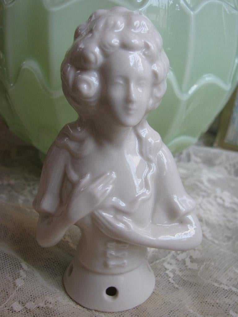 Brocante Half Doll / Halfdoll van Wit Porselein - H 11 cm, Verzenden