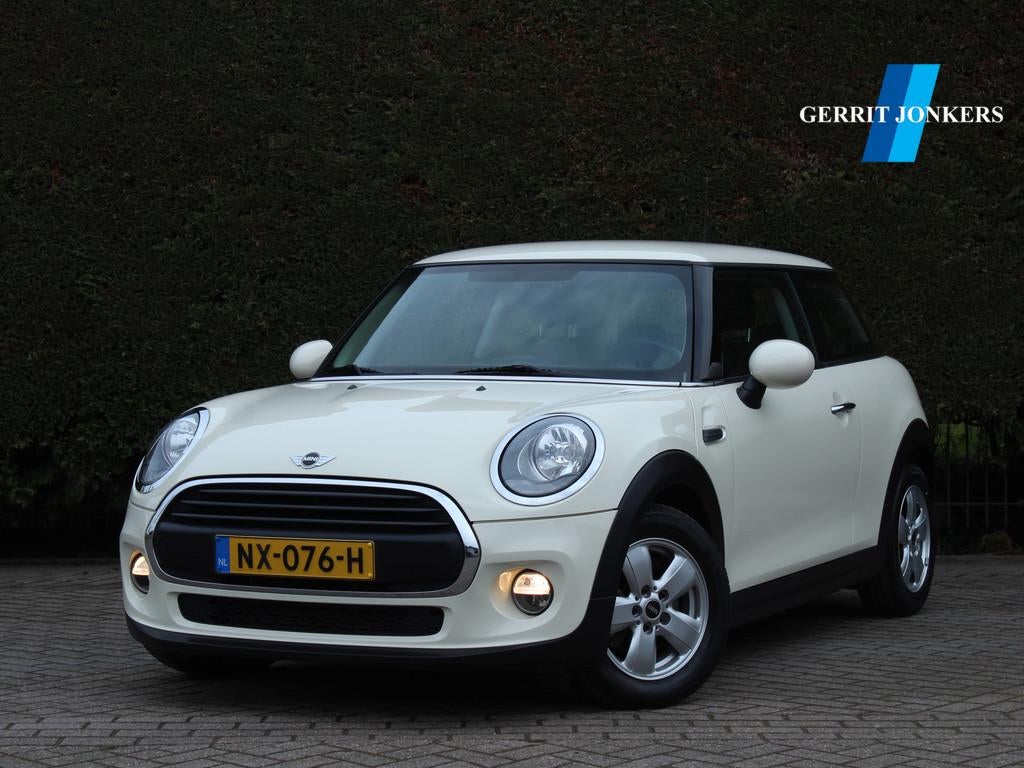 MINI Mini 1.2 One Salt Business | Navigatie (bj 2017), Auto's, Mini, Bedrijf, Te koop, One, ABS, Airbags, Airconditioning, Alarm