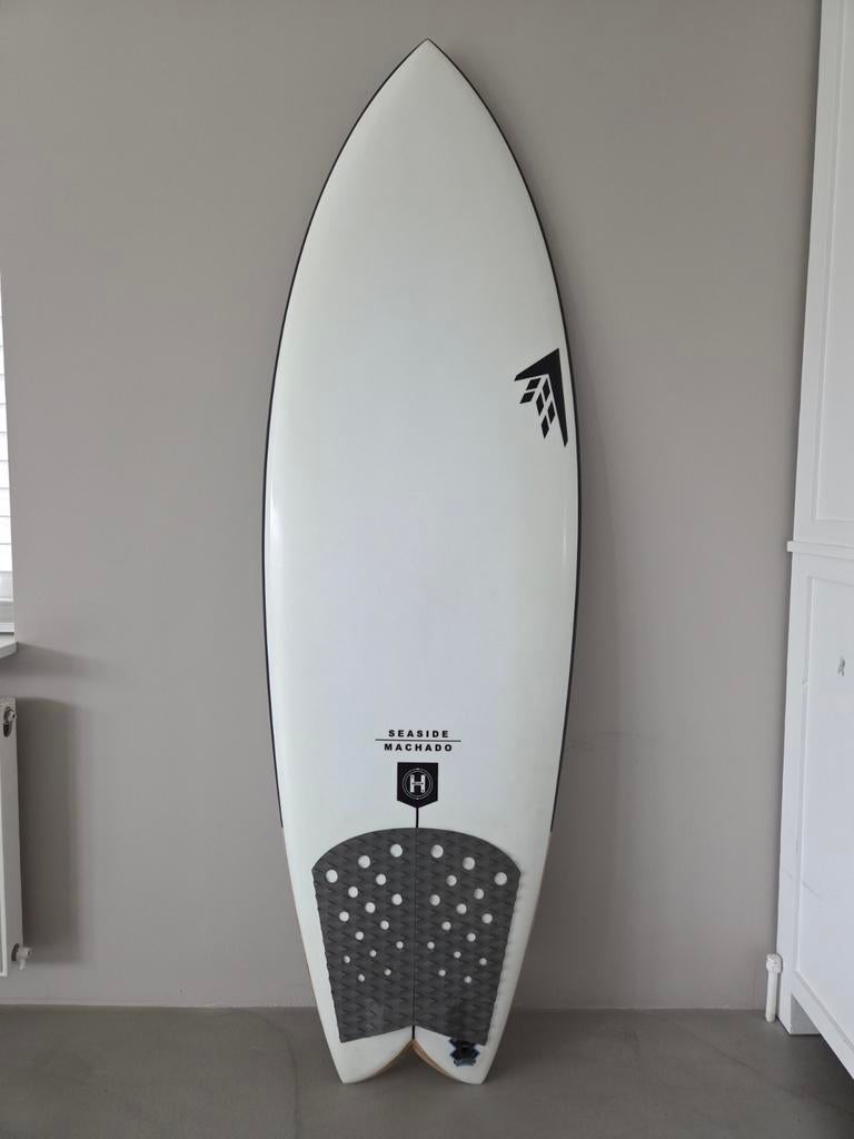 Firewire Seaside Machado 5'10 39,4L fish surfboard met fins, Watersport en Boten, Ophalen, Zo goed als nieuw, Fish, Met vinnen