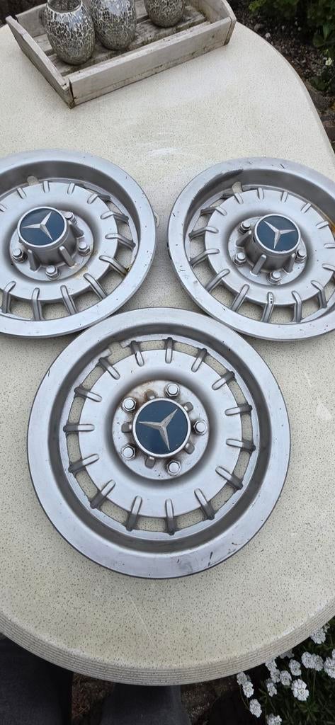 Mercedes W123 wieldoppen - Set van 3 oldtimer wieldoppen, Auto diversen, Wieldoppen, Gebruikt, Ophalen of Verzenden