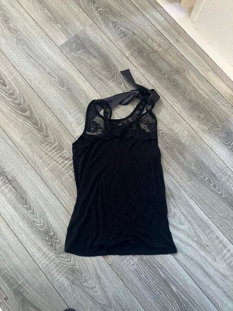 Zwarte kanten top met strik primark - Maat S, Kleding | Dames, Zwart, Ophalen of Verzenden, Zo goed als nieuw, Maat 36 (S)