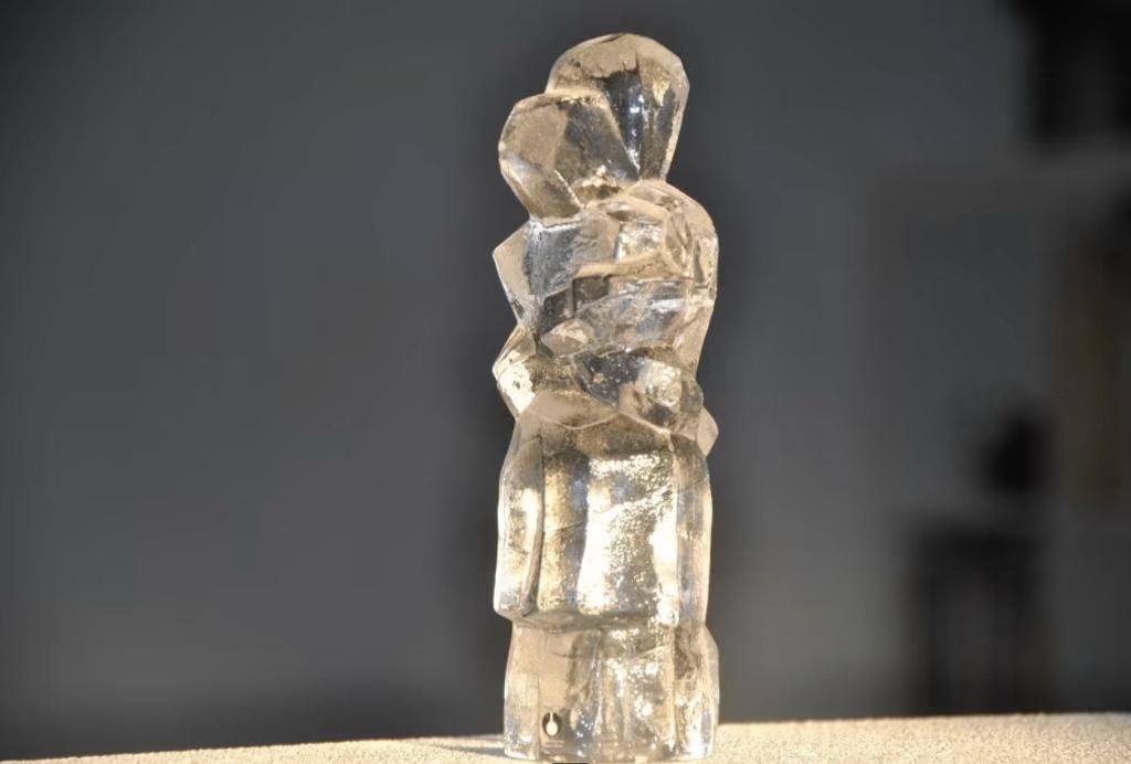 Pukeberg glazen beeld van Uno Westerberg "ik hou van jou", Ophalen of Verzenden