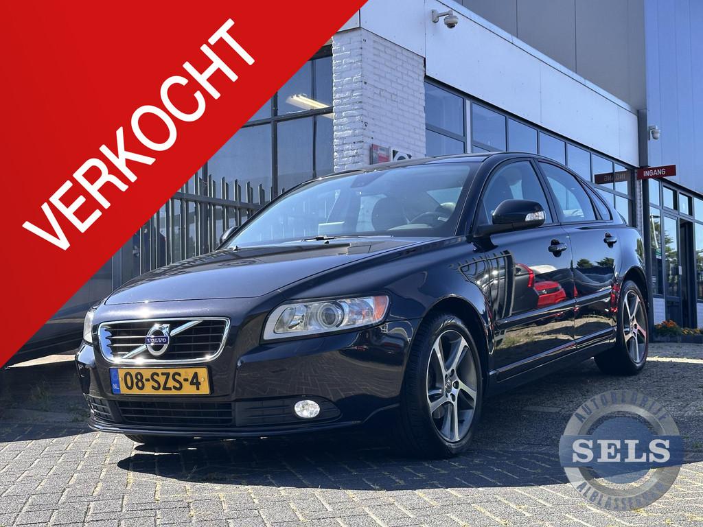 Volvo S40 2.0 Limited Edition NAVI/PDC/TREKHAAK, Gebruikt, Zwart, 4 cilinders, Sedan