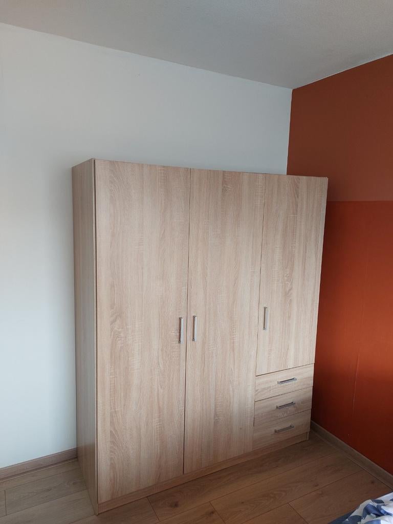 Jysk kledingkast, Gebruikt, 100 tot 150 cm, 150 tot 200 cm, Overige houtsoorten