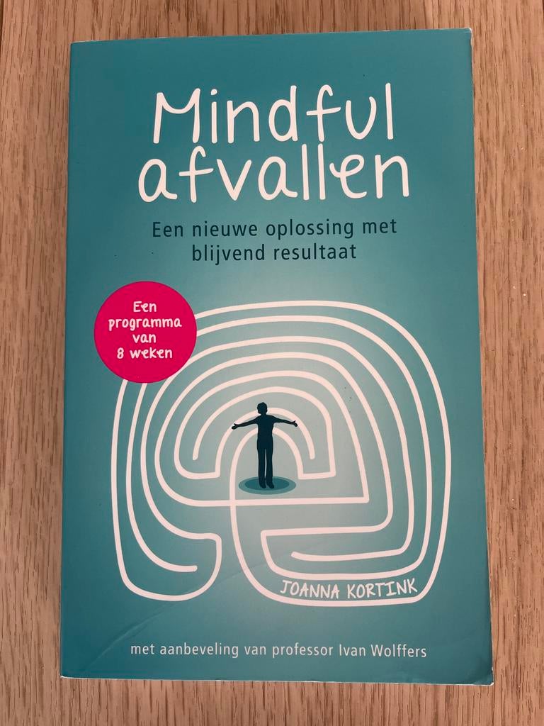 Mindful afvallen - Joanna Kortink, Boeken, Ophalen of Verzenden, Zo goed als nieuw, Dieet en Voeding
