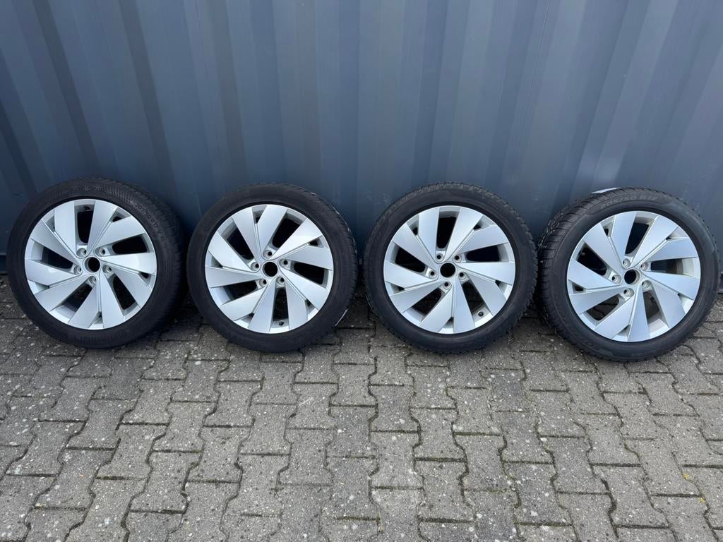 Golf 8 GTE 17” winterset origineel!, Auto-onderdelen, Banden en Velgen, Ophalen, Gebruikt, 17 inch, Band(en)