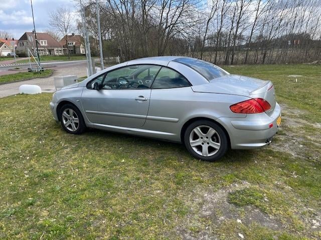 Peugeot 307 2.0 16V CC 2003  nieuwe apk bij aflevering, Voorwielaandrijving, 4 cilinders, Cabriolet, 4 stoelen