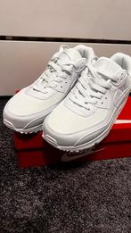 Nike Air Max 90 - Nieuw met doos en QR code, Kleding | Dames, Ophalen of Verzenden, Nieuw, Wit, Sneakers of Gympen