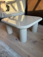 KARWEI bijzettafel Sjoerd beige (70x70) - Zo goed als nieuw, Huis en Inrichting, Tafels | Bijzettafels, Ophalen, Vierkant, 55 tot 75 cm