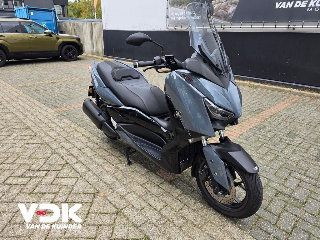 YAMAHA X MAX 300 TECH MAX (bj 2022), Motoren, Scooter, 292 cc, Bedrijf, Onbekend