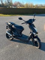 Kymco agility 50, Fietsen en Brommers, Ophalen, Zo goed als nieuw, Benzine, Overige modellen