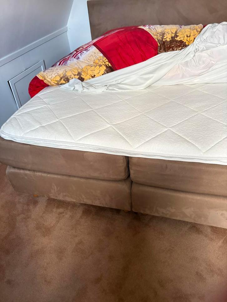 Ubica boxspring 160x200 lichtbruin, Huis en Inrichting, Slaapkamer | Boxsprings, Gebruikt, 160 cm, 200 cm, Tweepersoons, Bruin