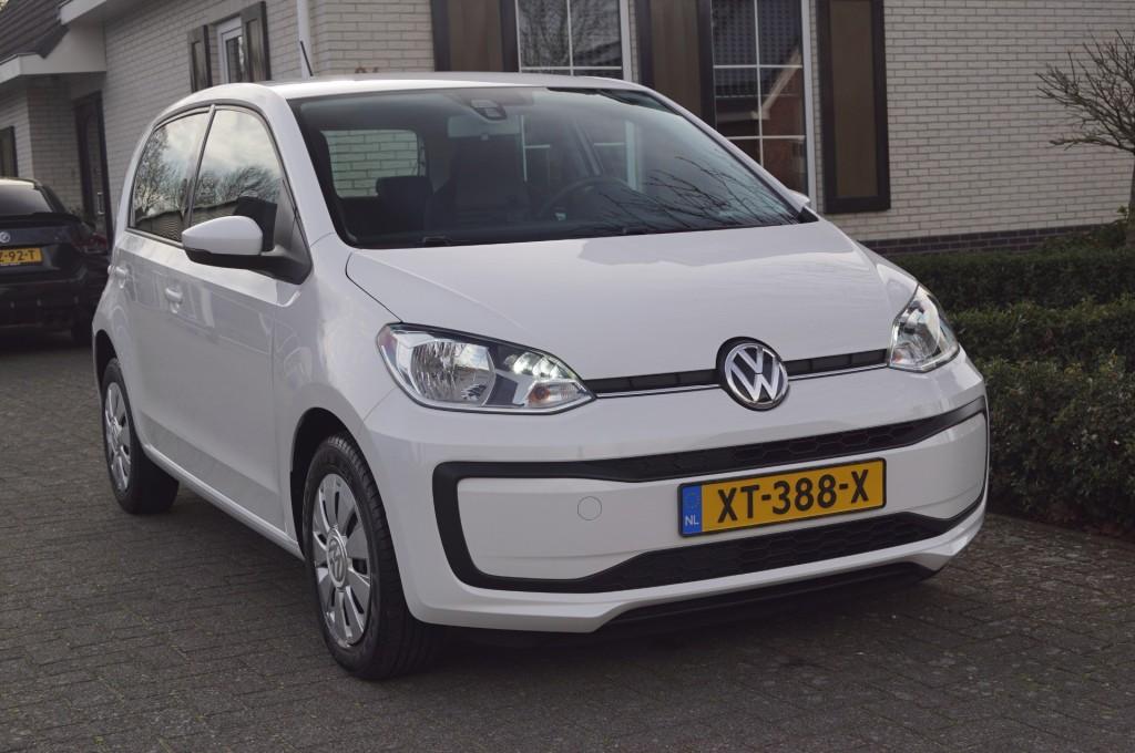 Volkswagen UP 1.0 Bluemotion (60pk) Org. NL! Airco/Licht & Z, Voorwielaandrijving, Gebruikt, Wit, Origineel Nederlands