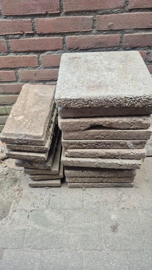 Gratis af te halen: Tegels 30x30 en 30x15, Ophalen
