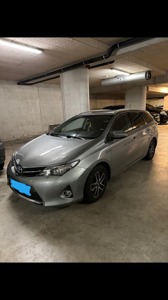 Toyota Auris taxi huren / pachten