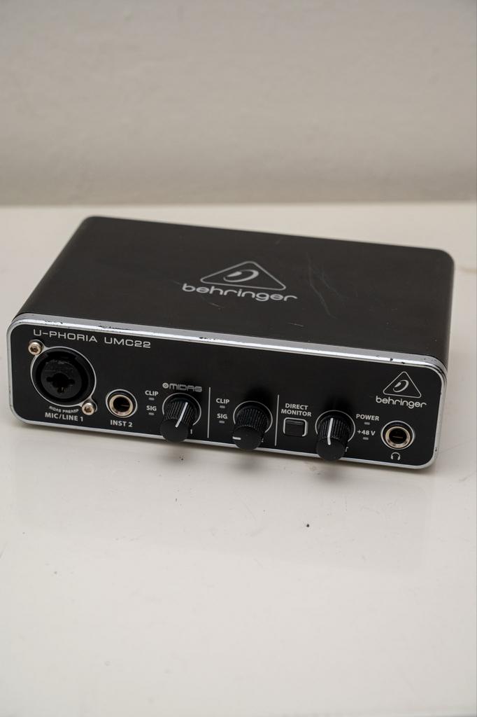 Behringer U-Phoria UMC22 audio interface, Ophalen of Verzenden, Gebruikt