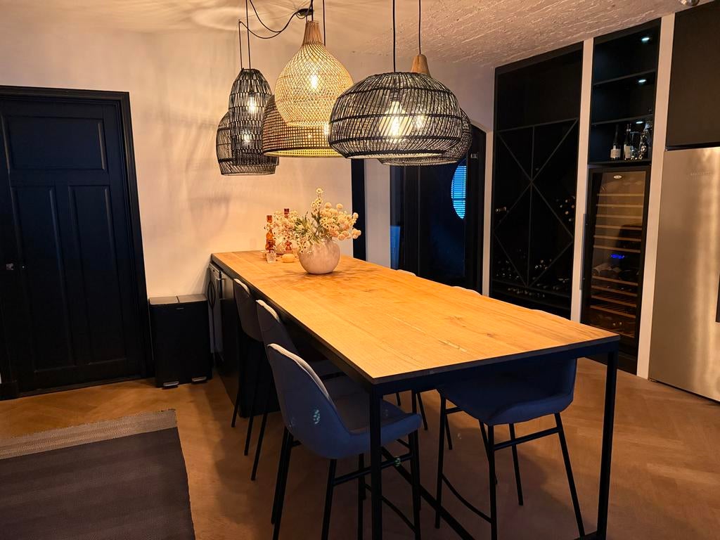 Gezellige bar/keukentafel met 6 barkrukken en bierkoelkast, Gebruikt, 100 tot 150 cm, Eikenhout, 200 cm of meer