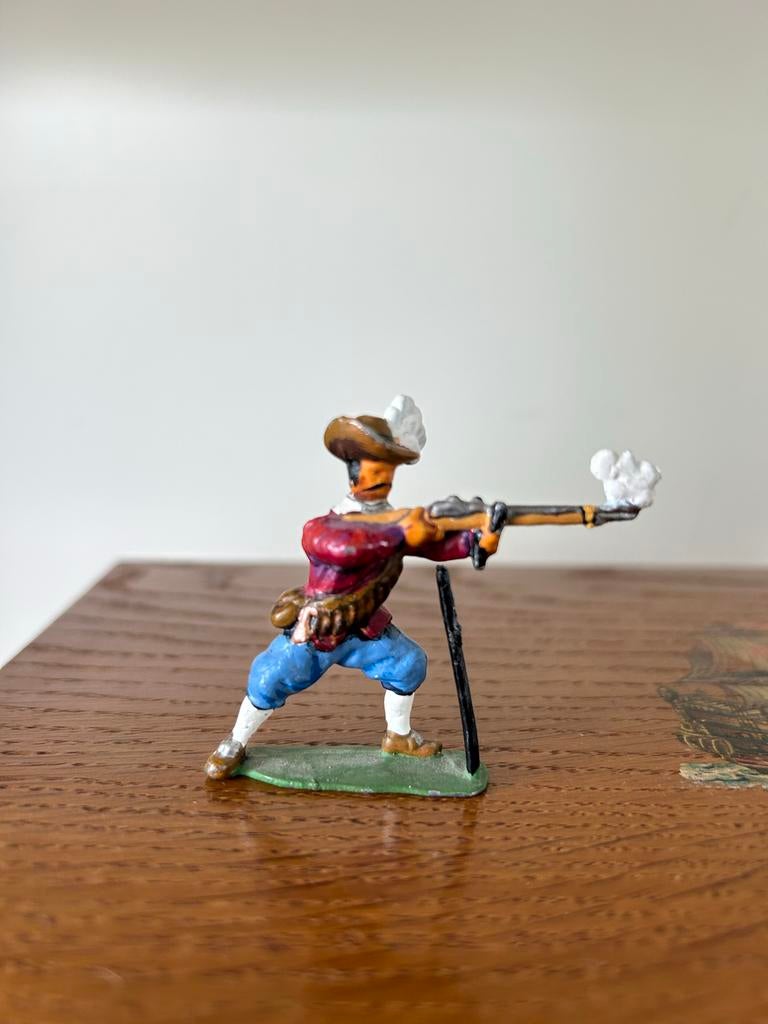 Tinnen figuur van musketier - Handgeschilderd, Antiek en Kunst, Ophalen of Verzenden