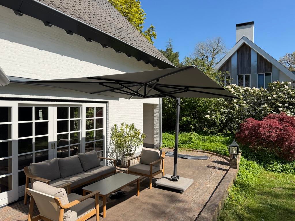 Borek / Max & Luuk Design Zweefparasol Nw staat Complete Set, Ophalen of Verzenden, Zo goed als nieuw, 3 tot 4 meter, Zweefparasol