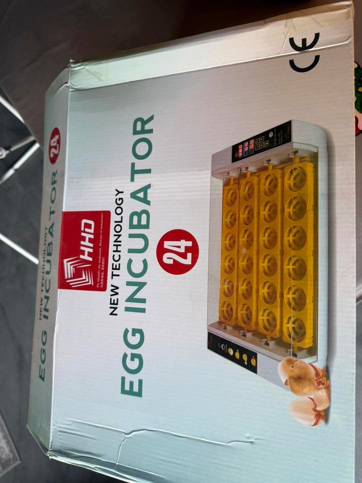 Nieuwe Broedmachine 24 eieren, Dieren en Toebehoren, Pluimvee | Toebehoren, Nieuw, Broedmachine, Ophalen of Verzenden