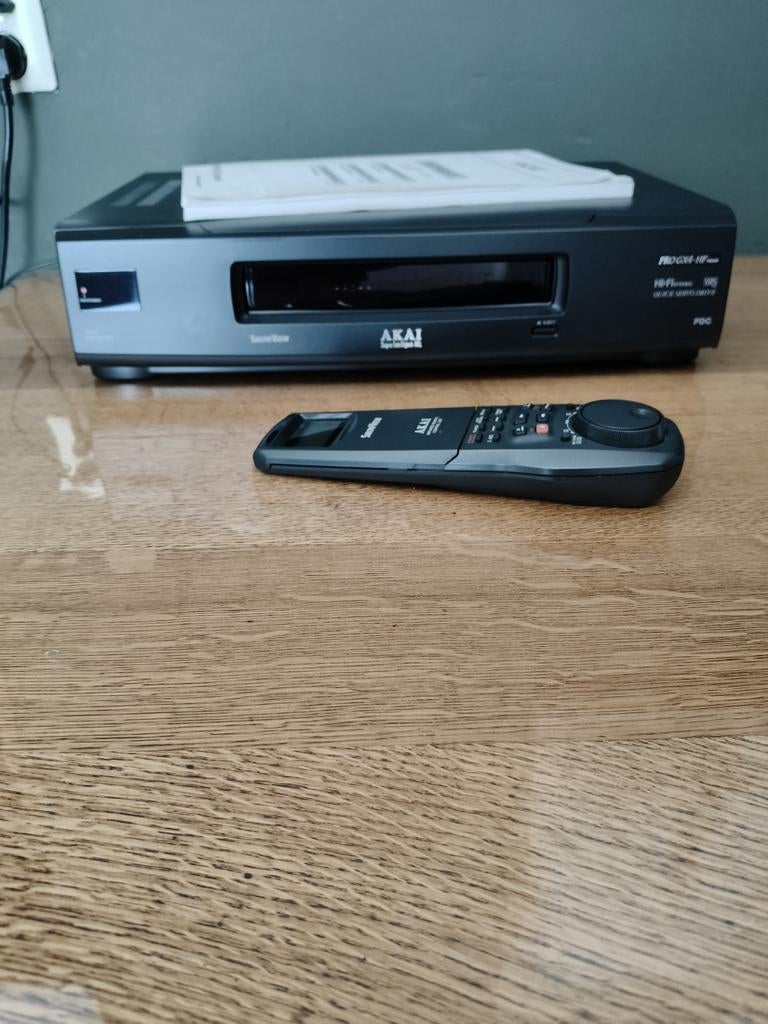 Akai VS-G2160  VHS-speler met afstandsbediening, Ophalen, Gebruikt, VHS-speler of -recorder