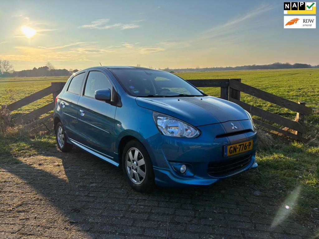 Mitsubishi Space Star 1.0 Bright, airco, trekhaak, Voorwielaandrijving, Gebruikt, Euro 6, Blauw