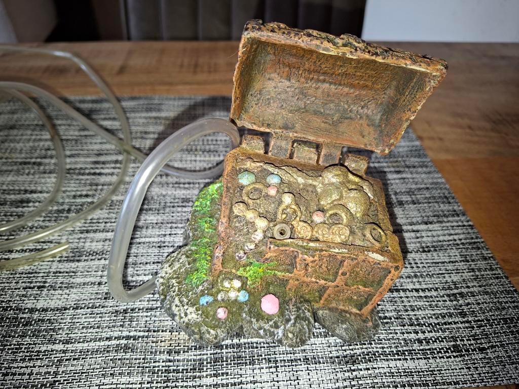 Schatkist lucht pompje, Ophalen