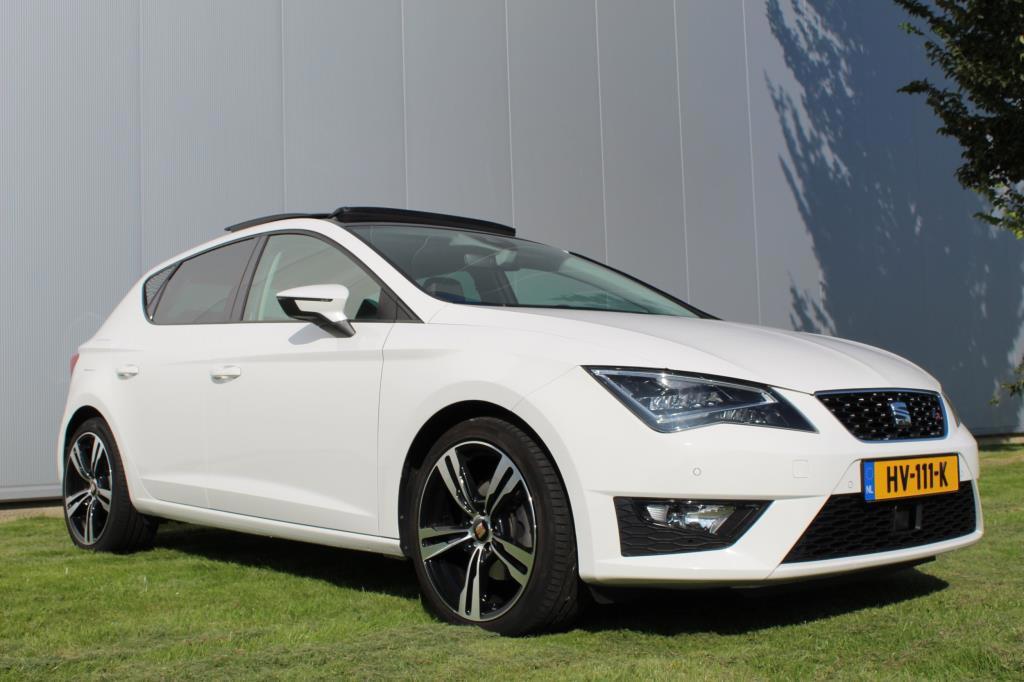 SEAT Leon 1.4 EcoTSI FR PANORAMA -AUTOMAAT-LED-FULL OPTIONS-, Auto's, Seat, Gebruikt, 4 cilinders, 150 pk, Leder en Stof