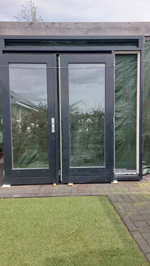 Dubbele openslaande deuren tuindeuren met kozijn en zijlicht, Ophalen, Gebruikt, Deurkozijn, 225 cm of meer
