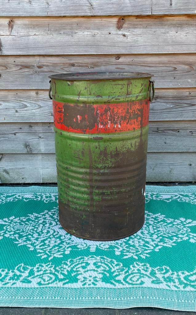 Decoratieve metalen ton, Ophalen of Verzenden, Gebruikt, Overige brandstoffen, Overige soorten