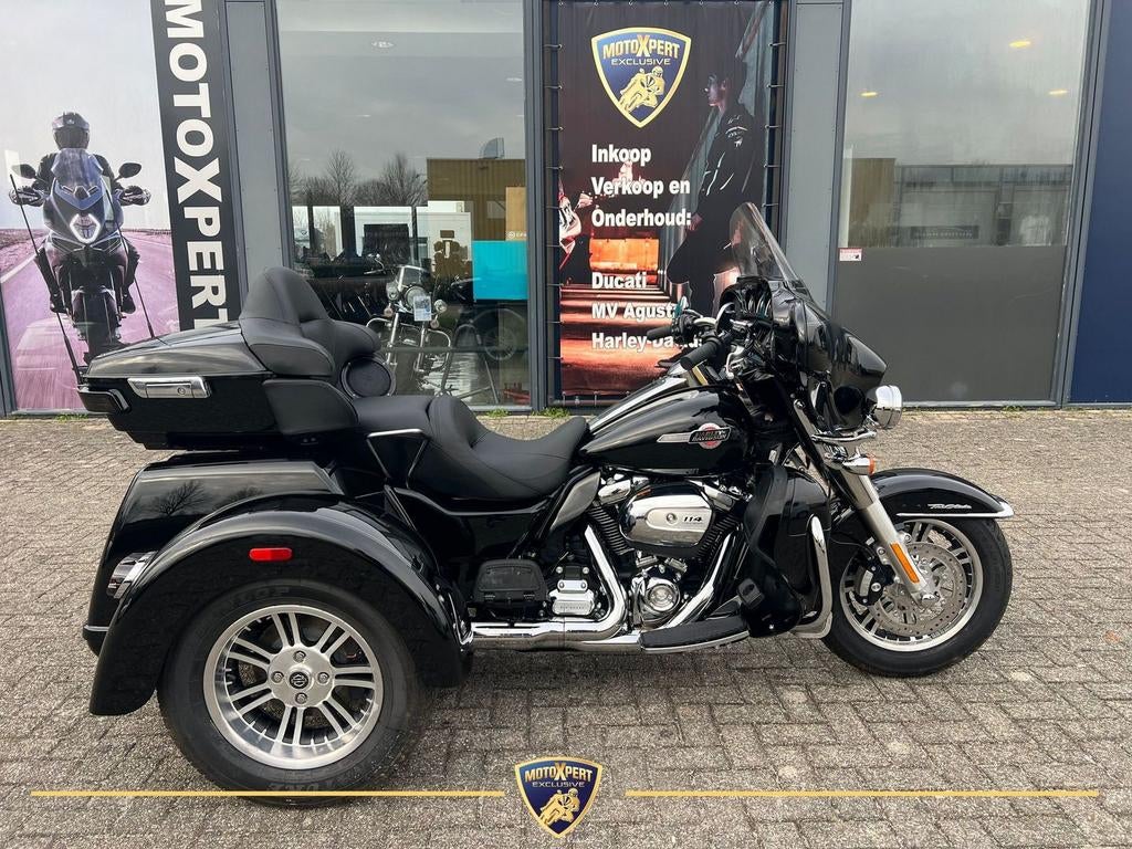 HARLEY-DAVIDSON FLHTCUTG TRI GLIDE ULTRA 114 (bj 2024), Motoren, 2 cilinders, HARLEY-DAVIDSON, Motorrijbewijs A, Bedrijf